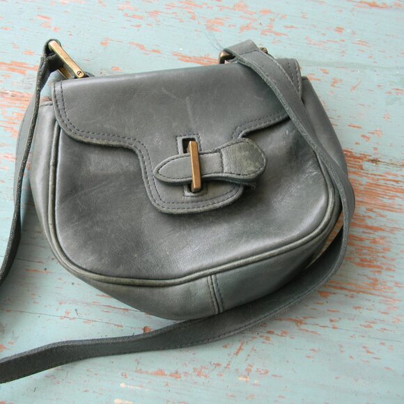 J.G. Hook Accessories Green Leather Shoulder Crossbody Flap Purse Bag Brass Loop - Picture 1 of 9